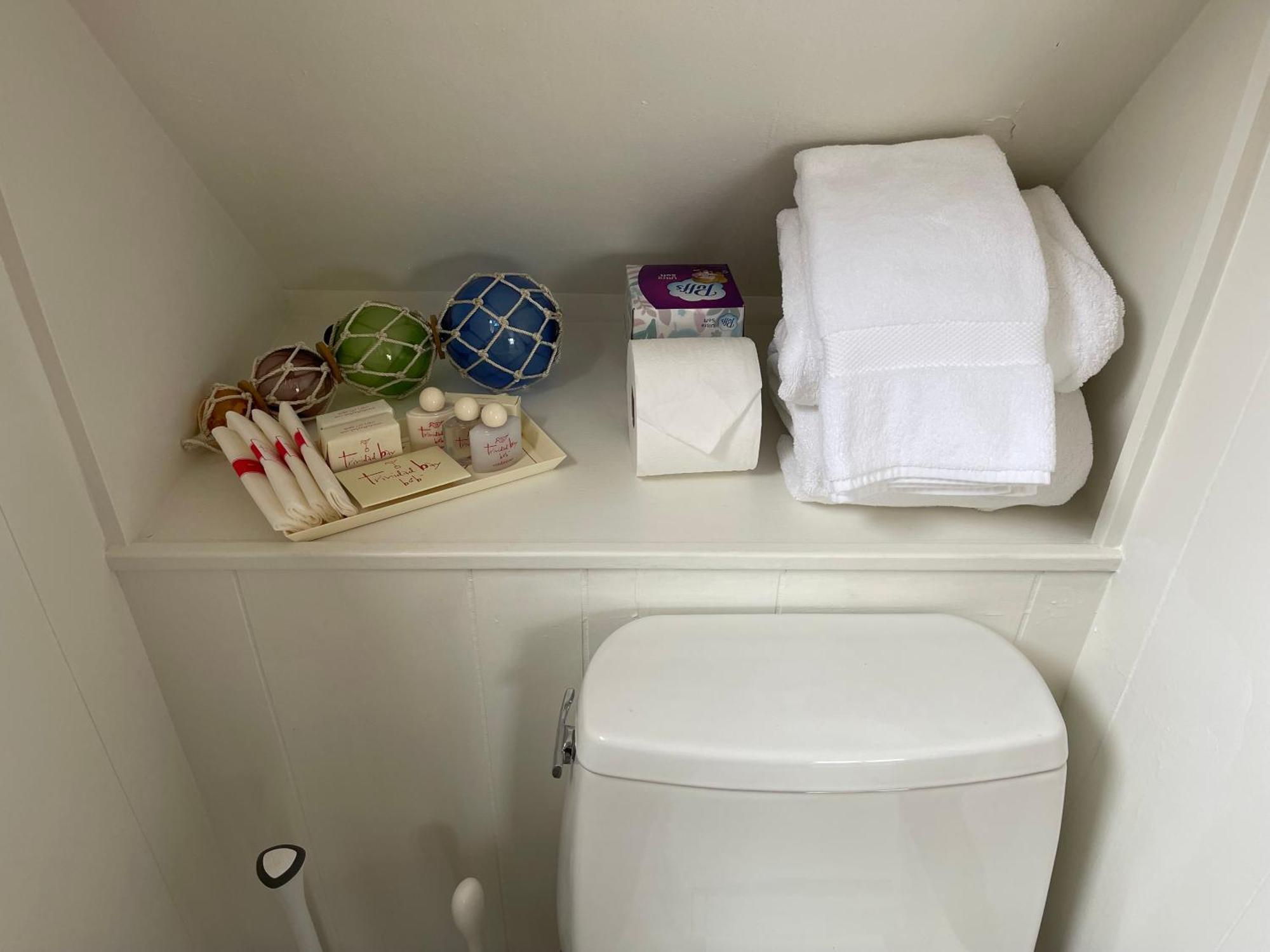 Trinidad Bay Bed And Breakfast Hotel 외부 사진